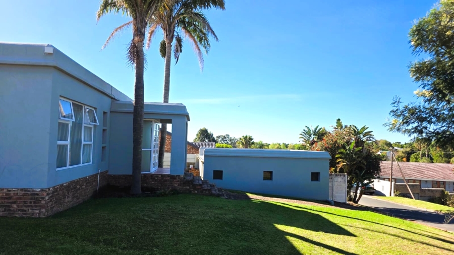 3 Bedroom Property for Sale in Denneoord Western Cape